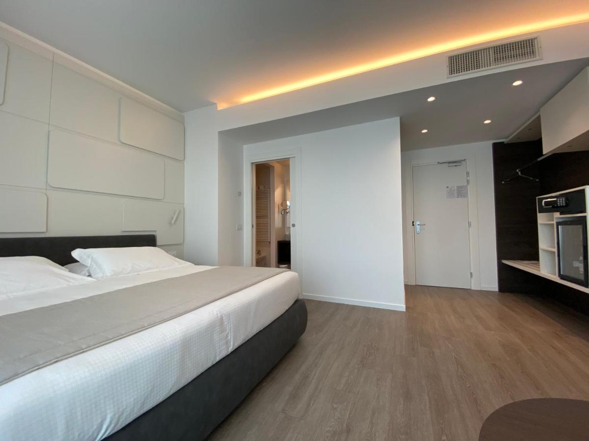 Solho Hotel Bardolino Esterno foto