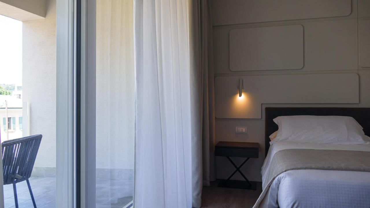 Solho Hotel Bardolino Esterno foto