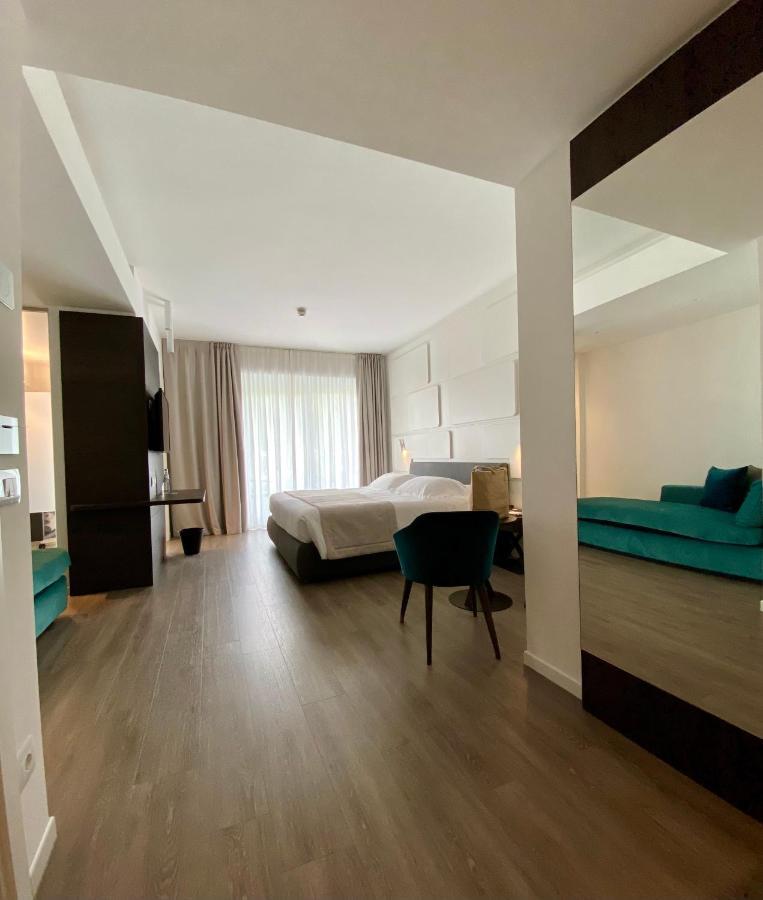 Solho Hotel Bardolino Esterno foto