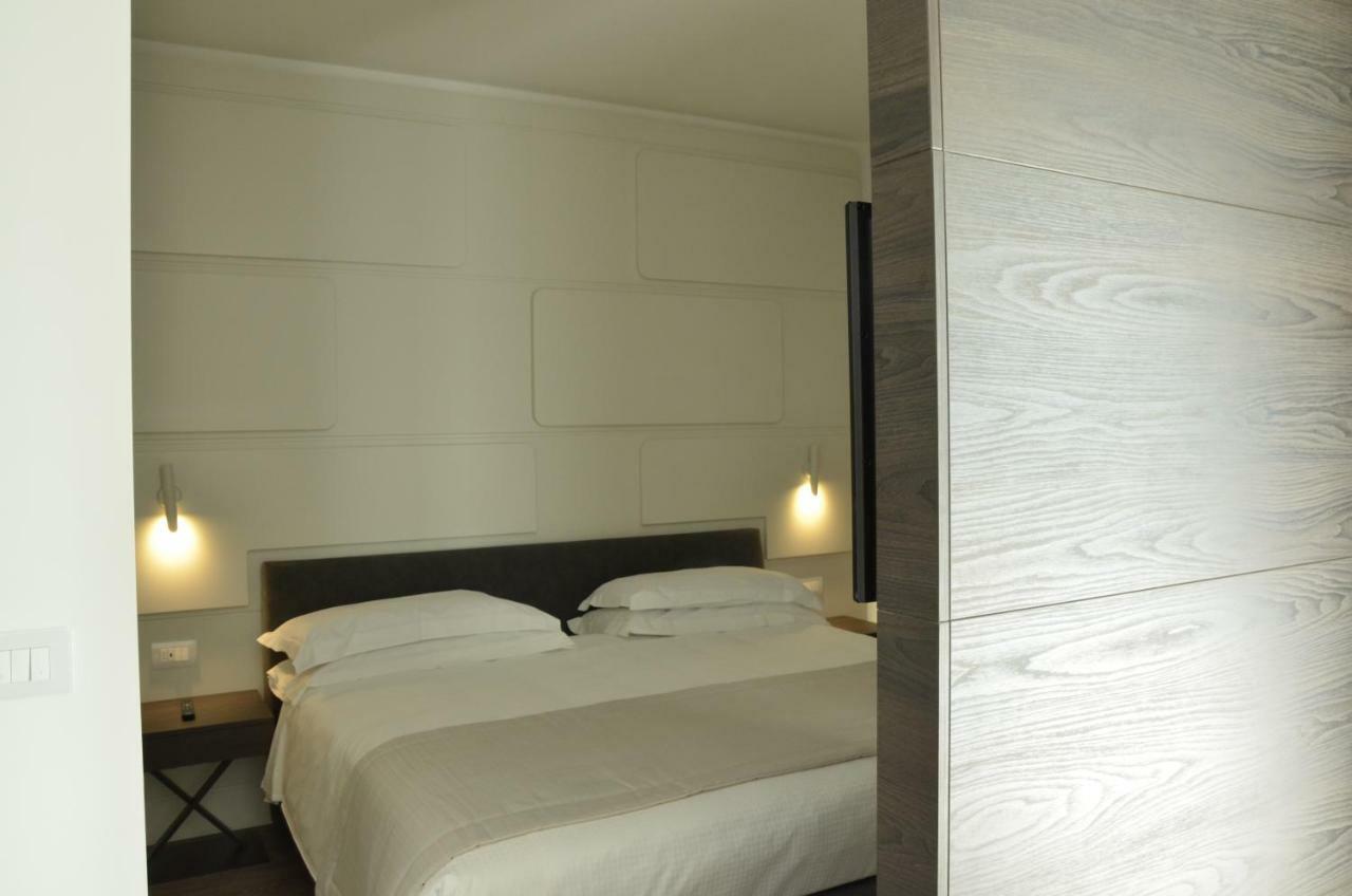Solho Hotel Bardolino Esterno foto