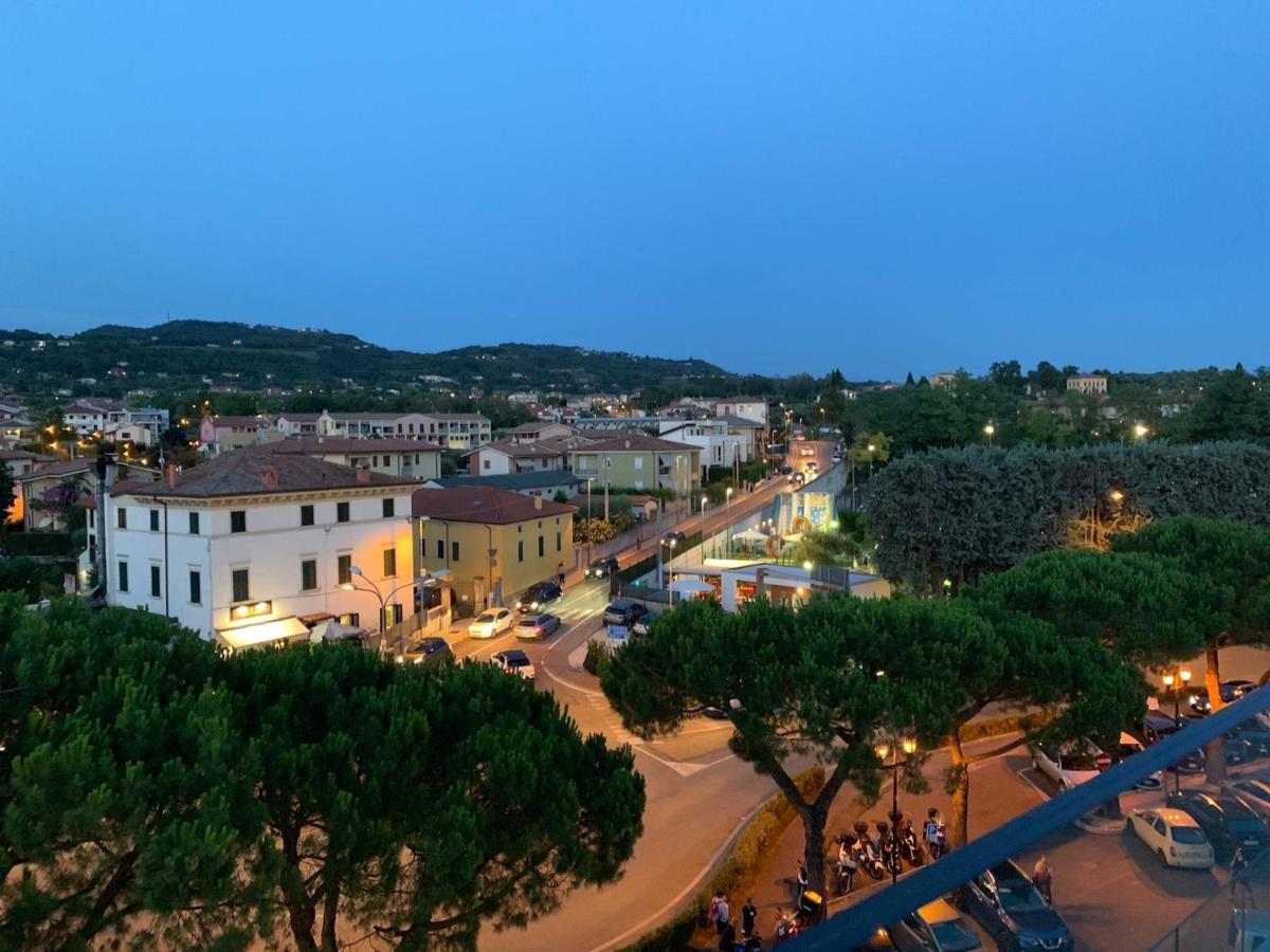 Solho Hotel Bardolino Esterno foto